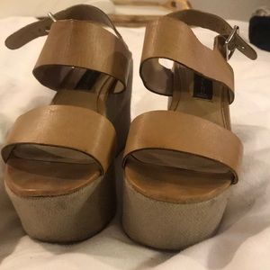 Steve Madden beige wedges (size 7)
